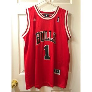 Derrick Rose Chicago Bulls basketball jersey